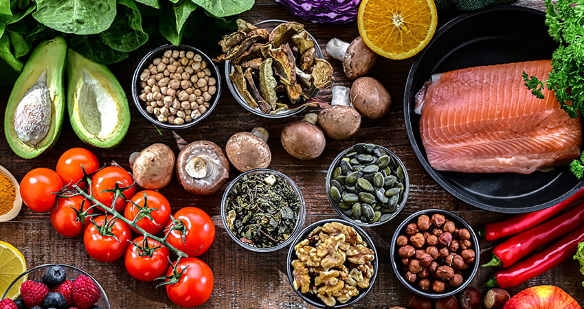 Antientzündliche Ernährung bei Hashimoto-Thyreoiditis
