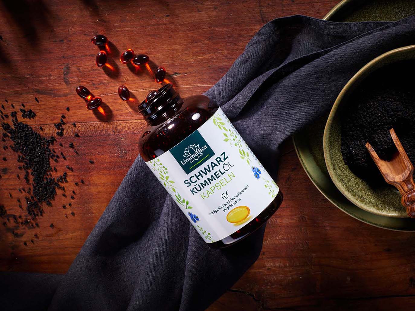 Capsules molles d'huile de cumin noir - 3 000 mg par dose quotidienne (2 x 3 capsules) - 400 capsules molles - de Unimedica