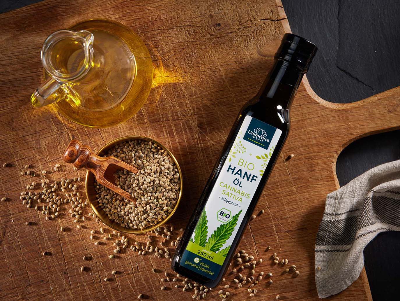 Huile de chanvre bio - pressée à froid - 250 ml - de Unimedica