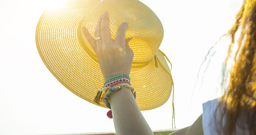 Bewusster Umgang mit Sonnenlicht, UV-Schutz und augengesunde Lebensweise unterstützen die Gesundheit der Augen